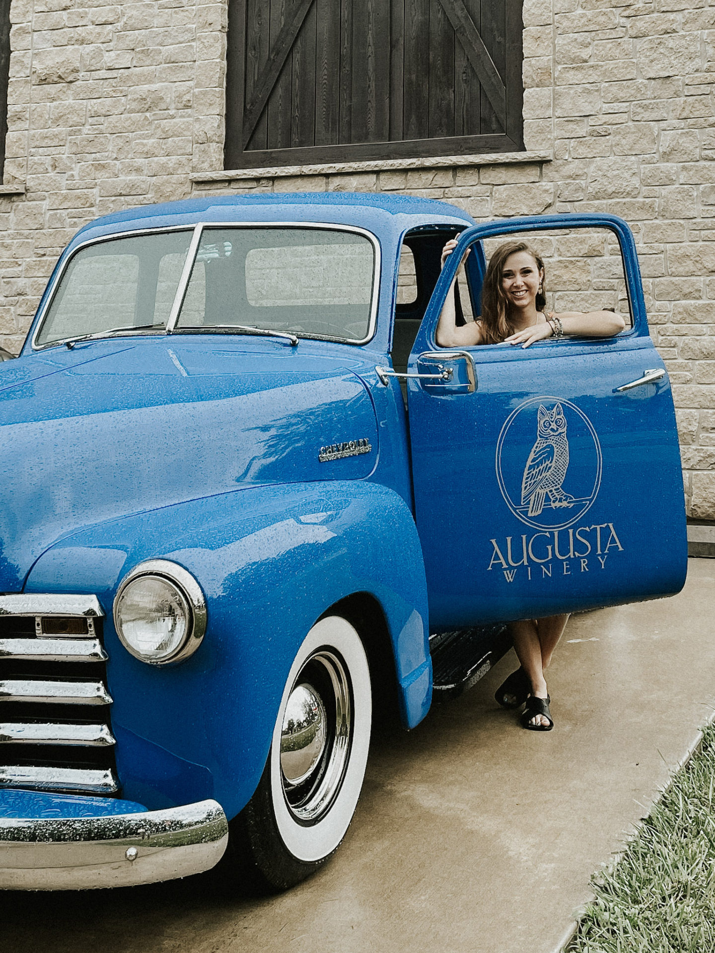 August winery blue truck