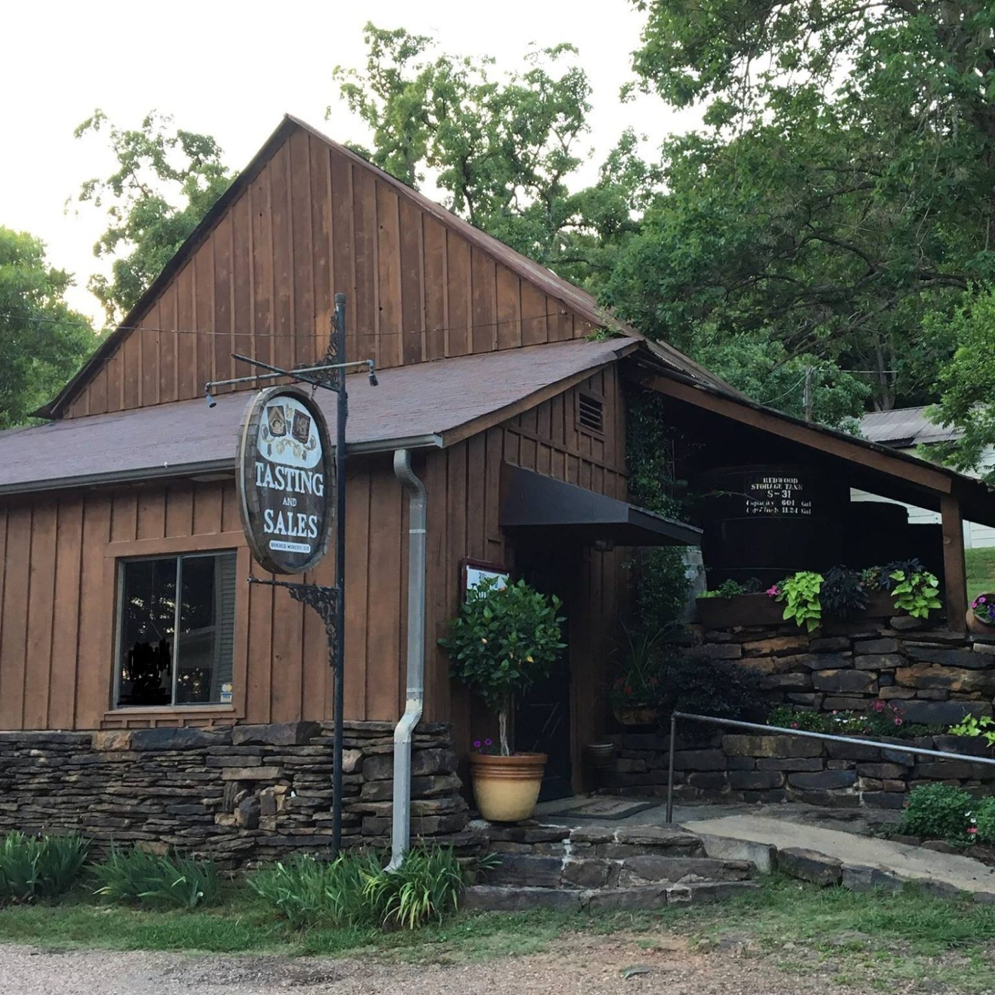 Mount Bethel winery in Altus, Arkansas