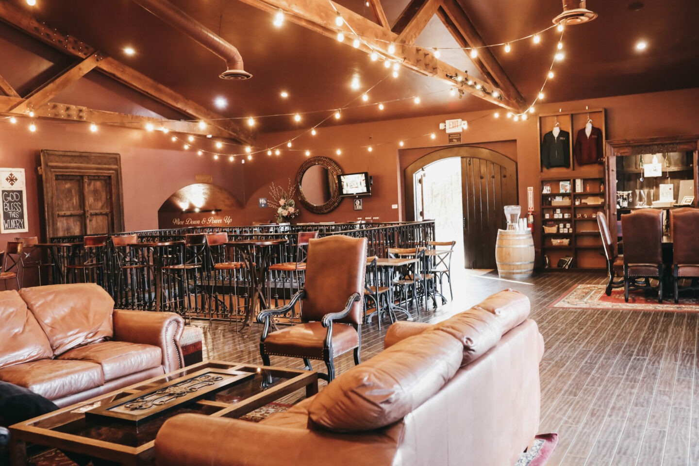 Inside the cozy Viaggio tasting room in Lodi