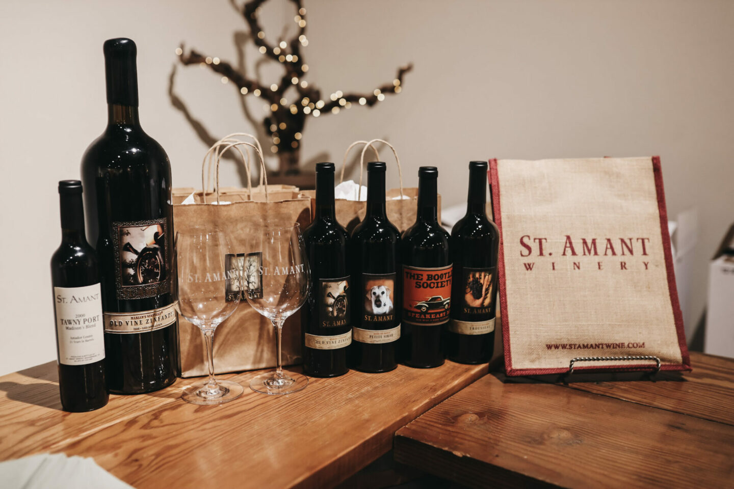 St. Amant Lodi wine tasting room