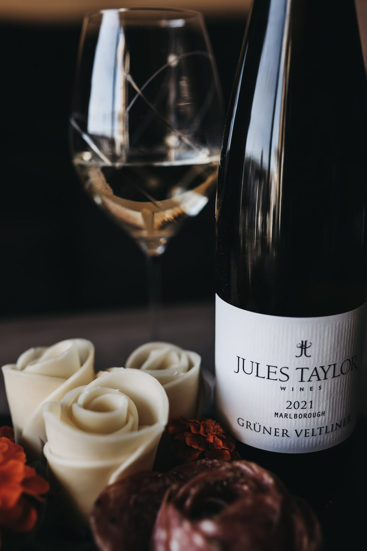 Jules Taylor Gruner Vetlinger paired with provolone cheese rose