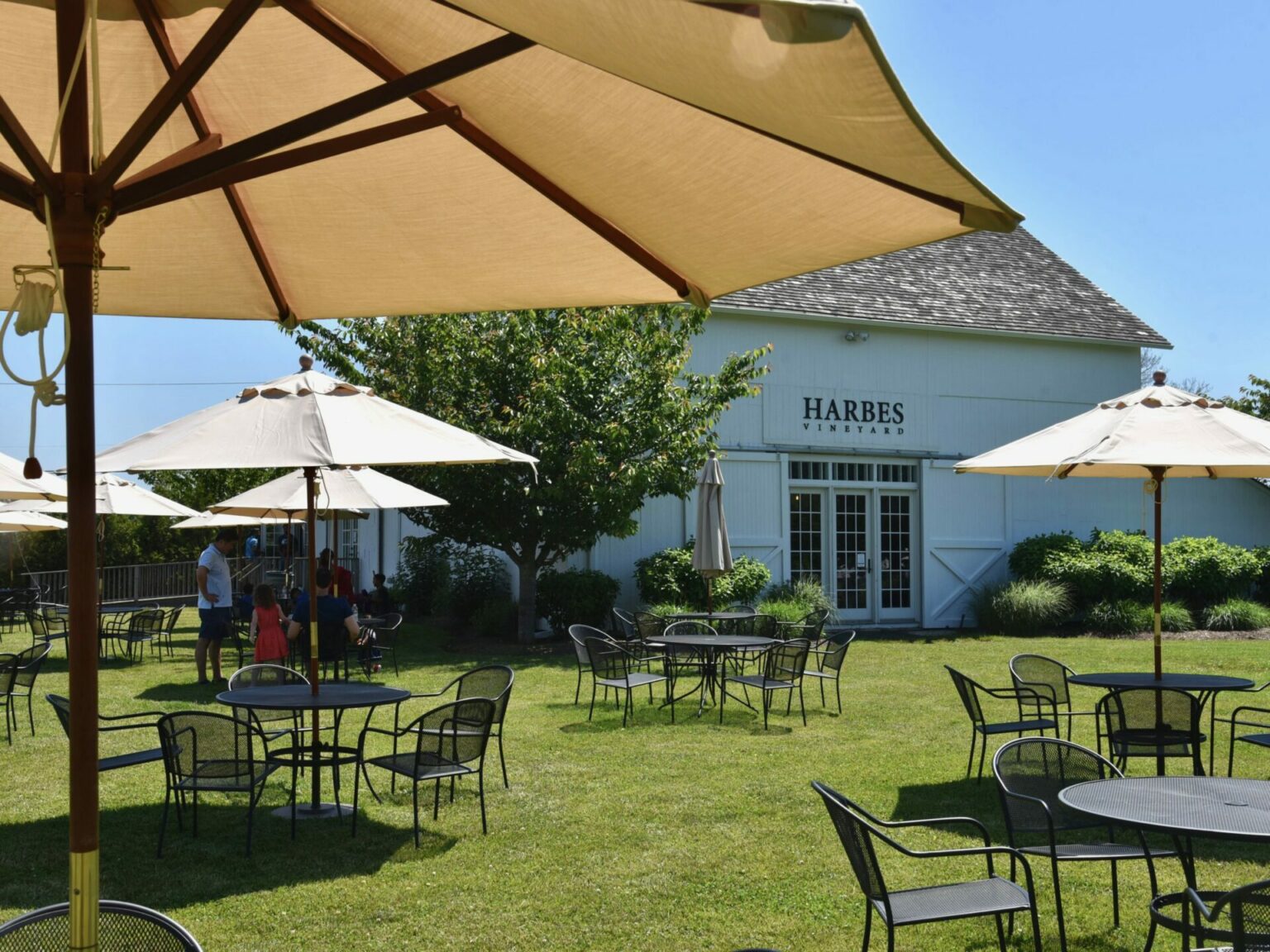 North Fork Wineries Day Trip from NYC Winery Guide Wine with Paige