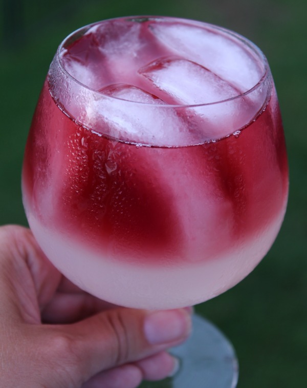 Call me a cab vodka lemonade wine cocktail