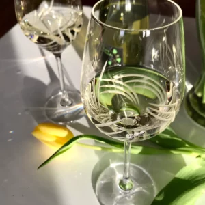 Julianna Glass white wine glass set