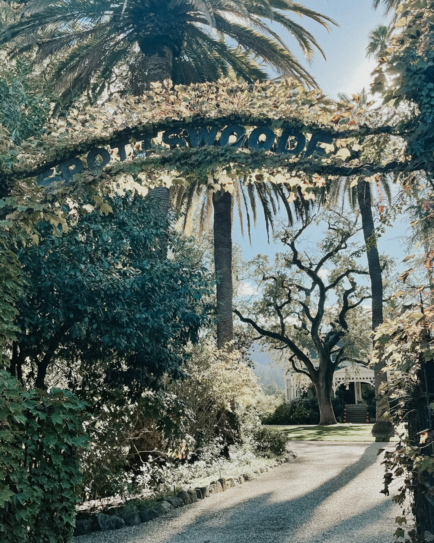 Spottswoode Winery Gate in St Helena