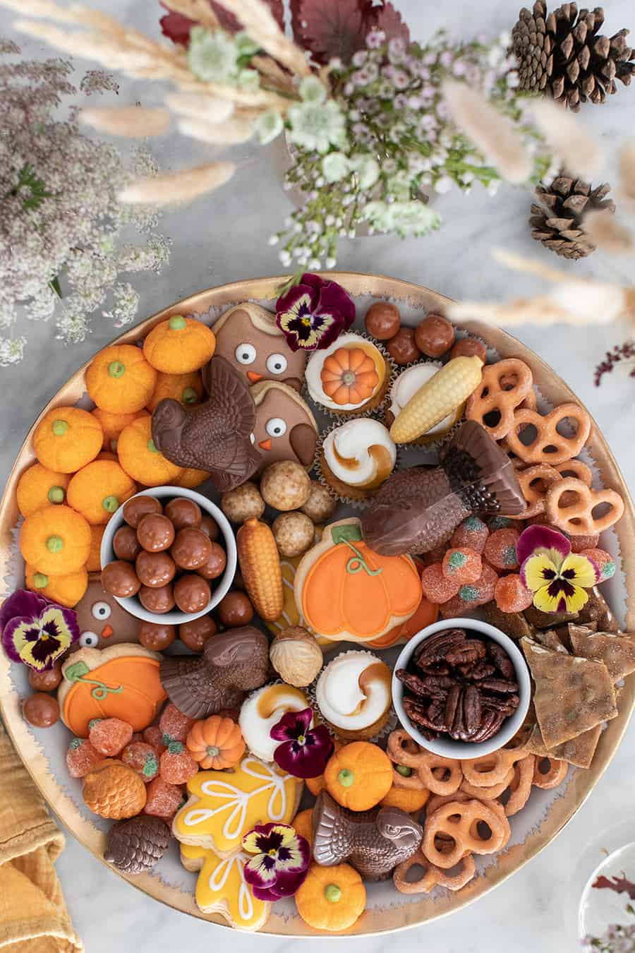 An Easy Thanksgiving Dessert Platter