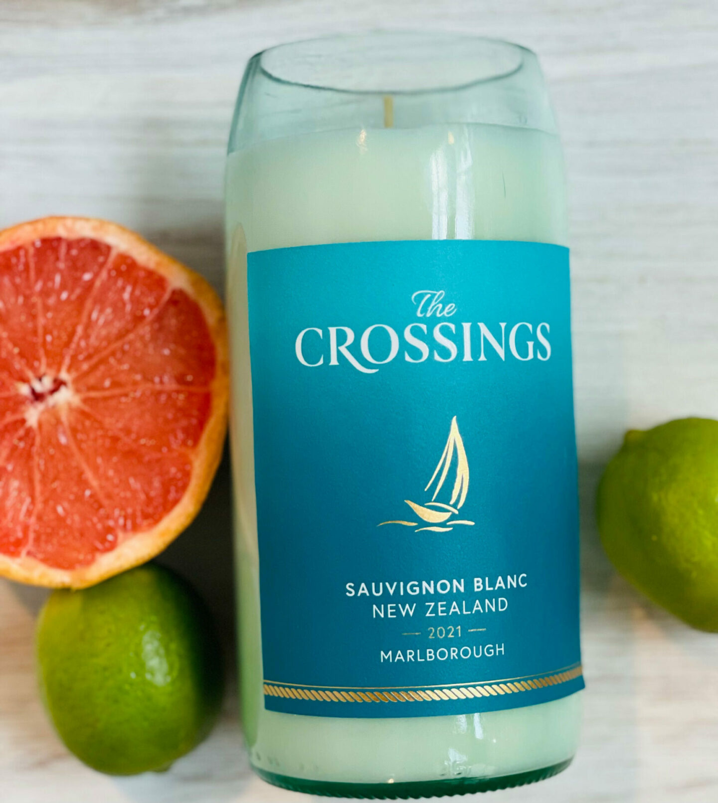 Sauvignon Blanc Wine Candle with Limes and Grapefruit
