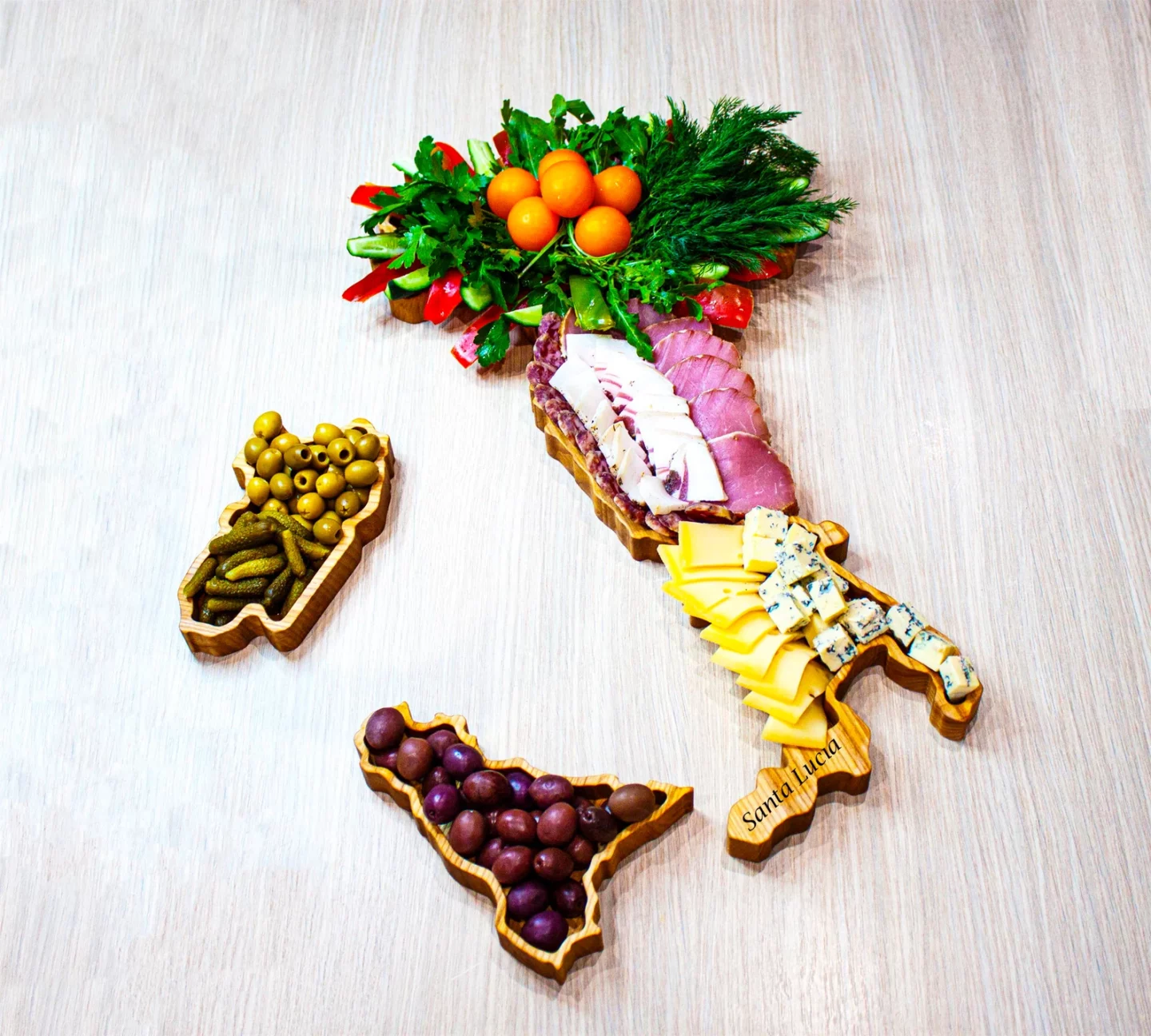 Italy shaped charcuterie board