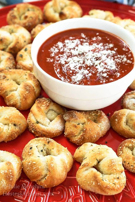 Easy Pizza Knots