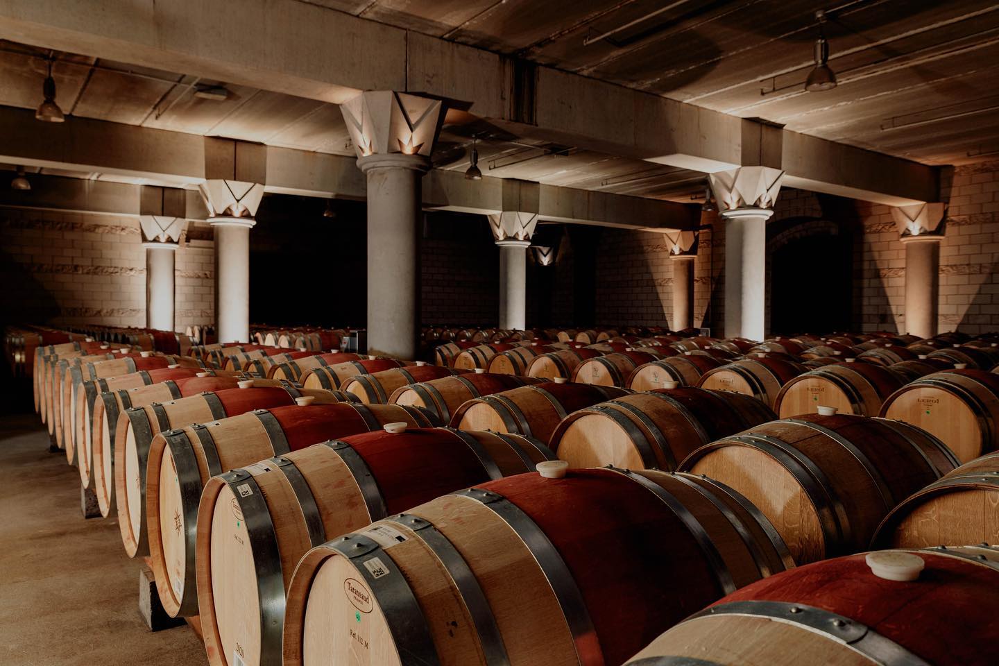Underground wine barrel storage room for aging