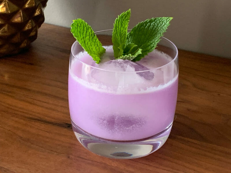 Coco-Violette Cocktail