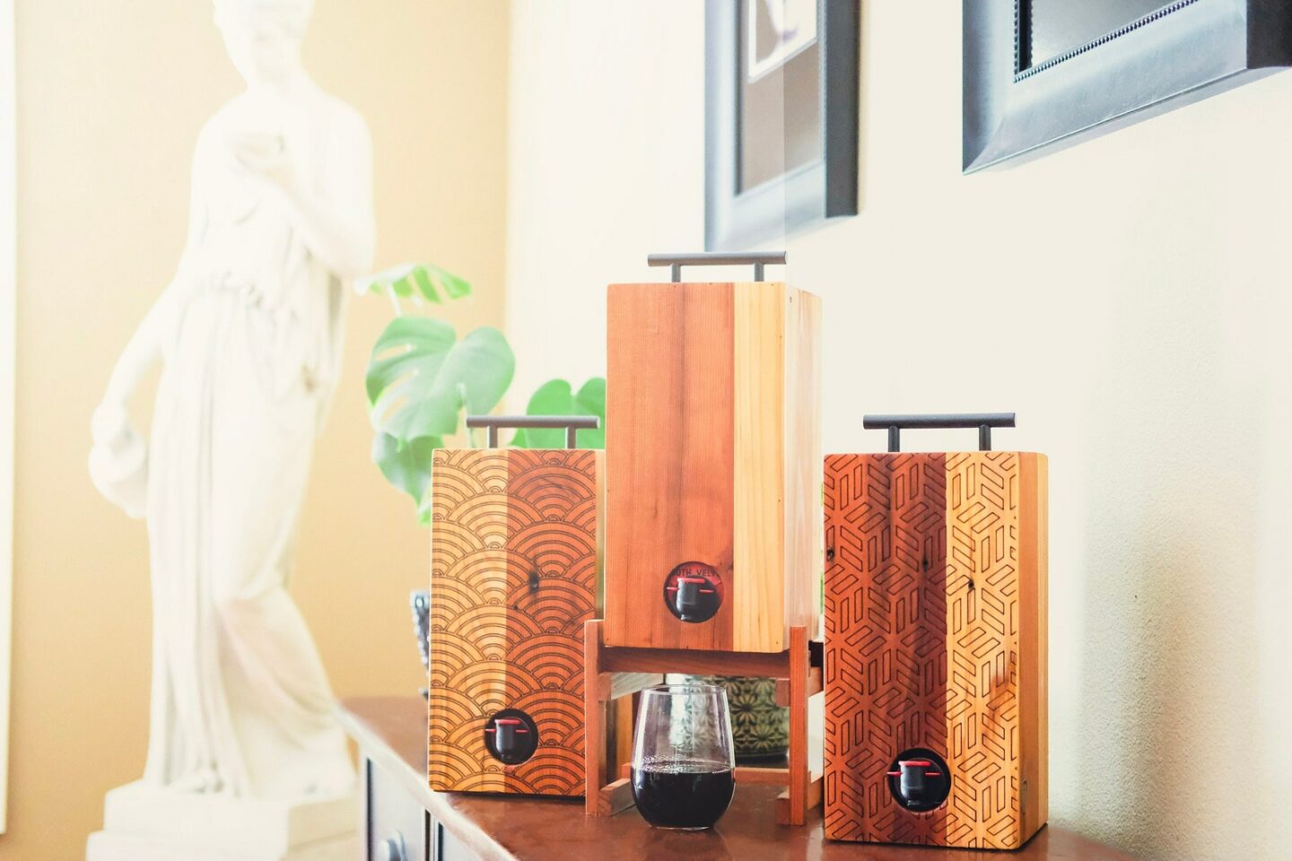 Wooden boxes for boxed wine dispensing