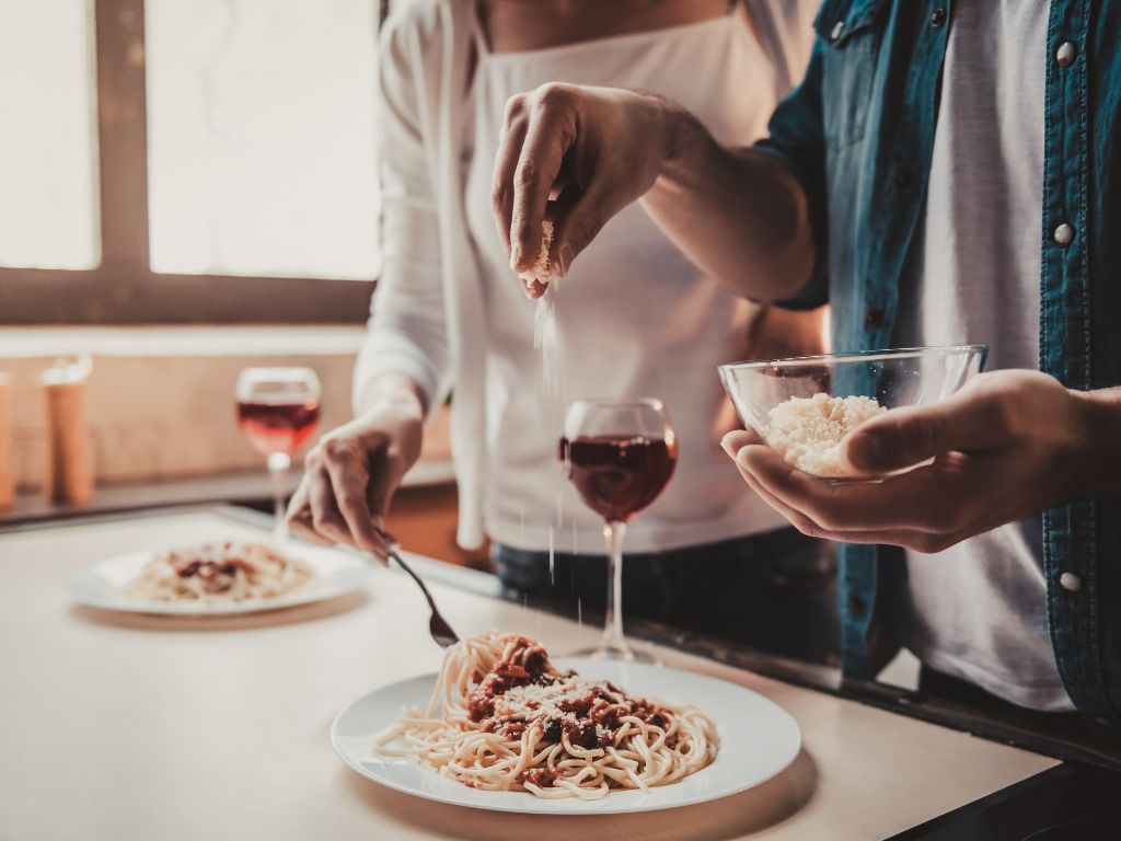 Dry red wine for cooking with pasta