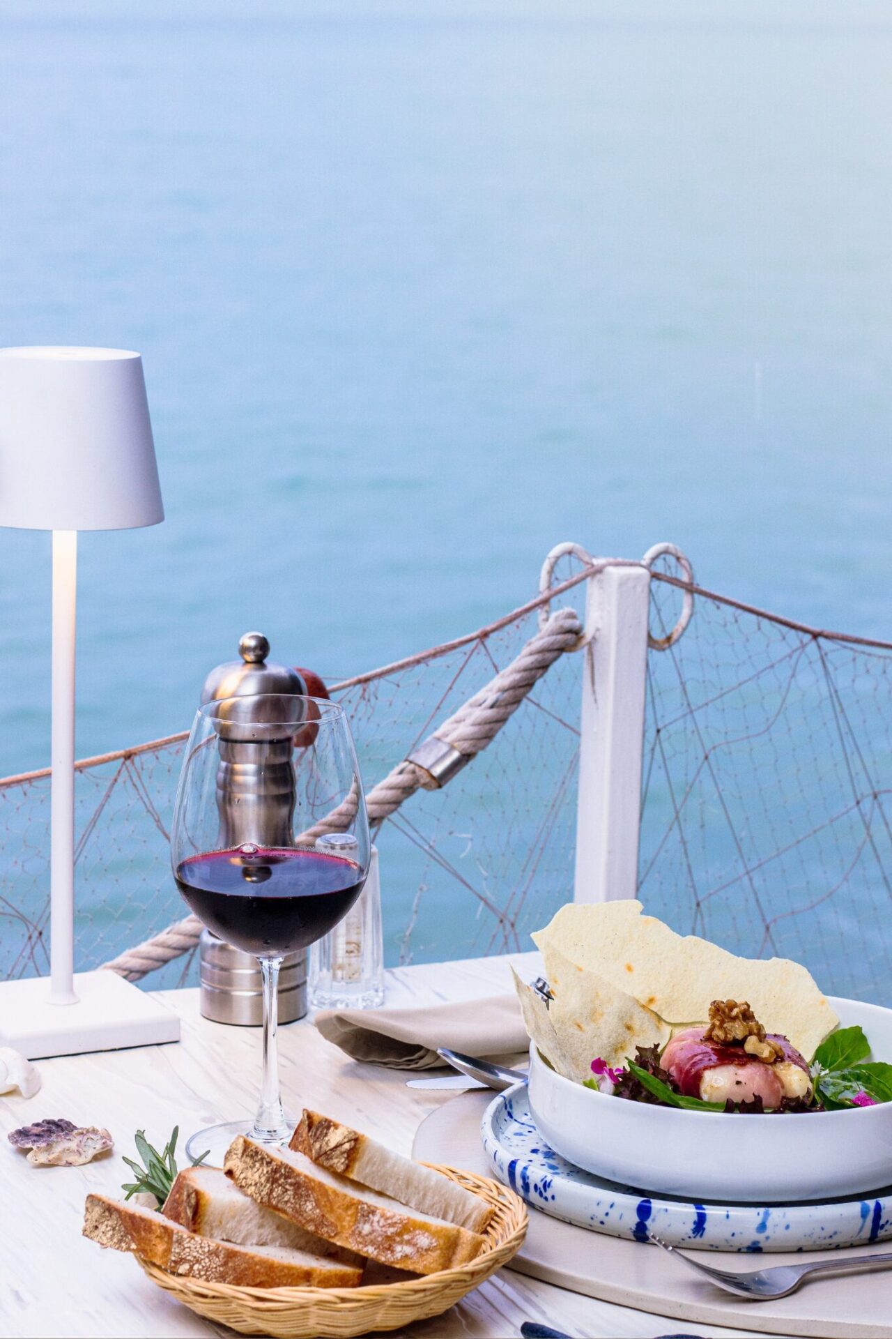 Golden Hour on Deck: The Wine Lover’s Guide to Elevated Onboard Tastings